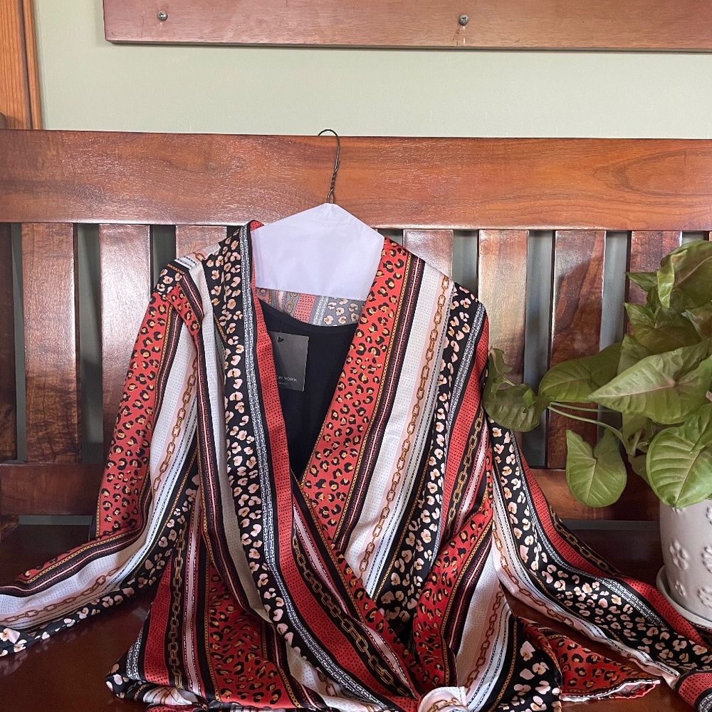 Dressy wear - women’s printed top